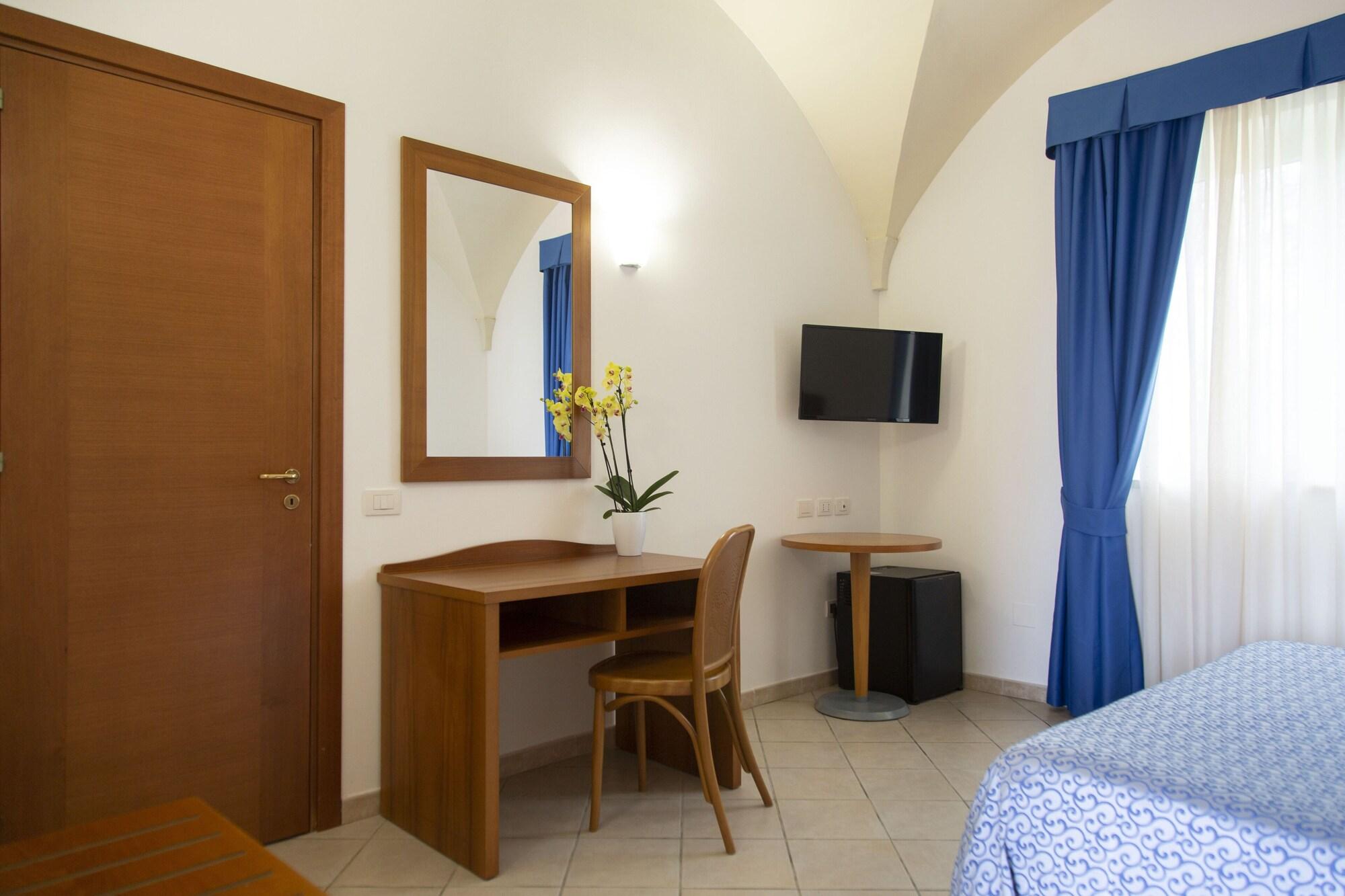 Dolmen Sport Resort Minervino di Lecce Esterno foto